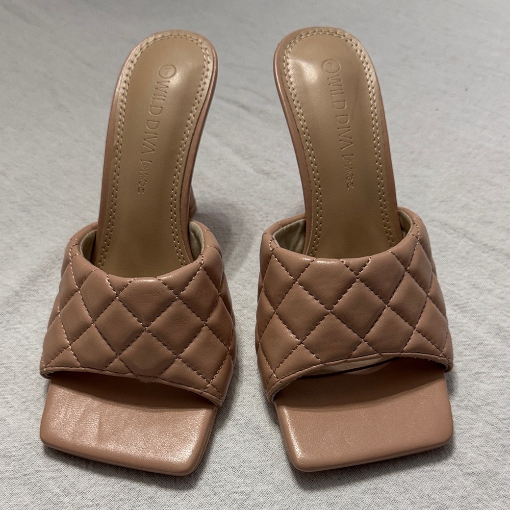 DIVA Lounge Quilted Slide Mules in Nude Pink